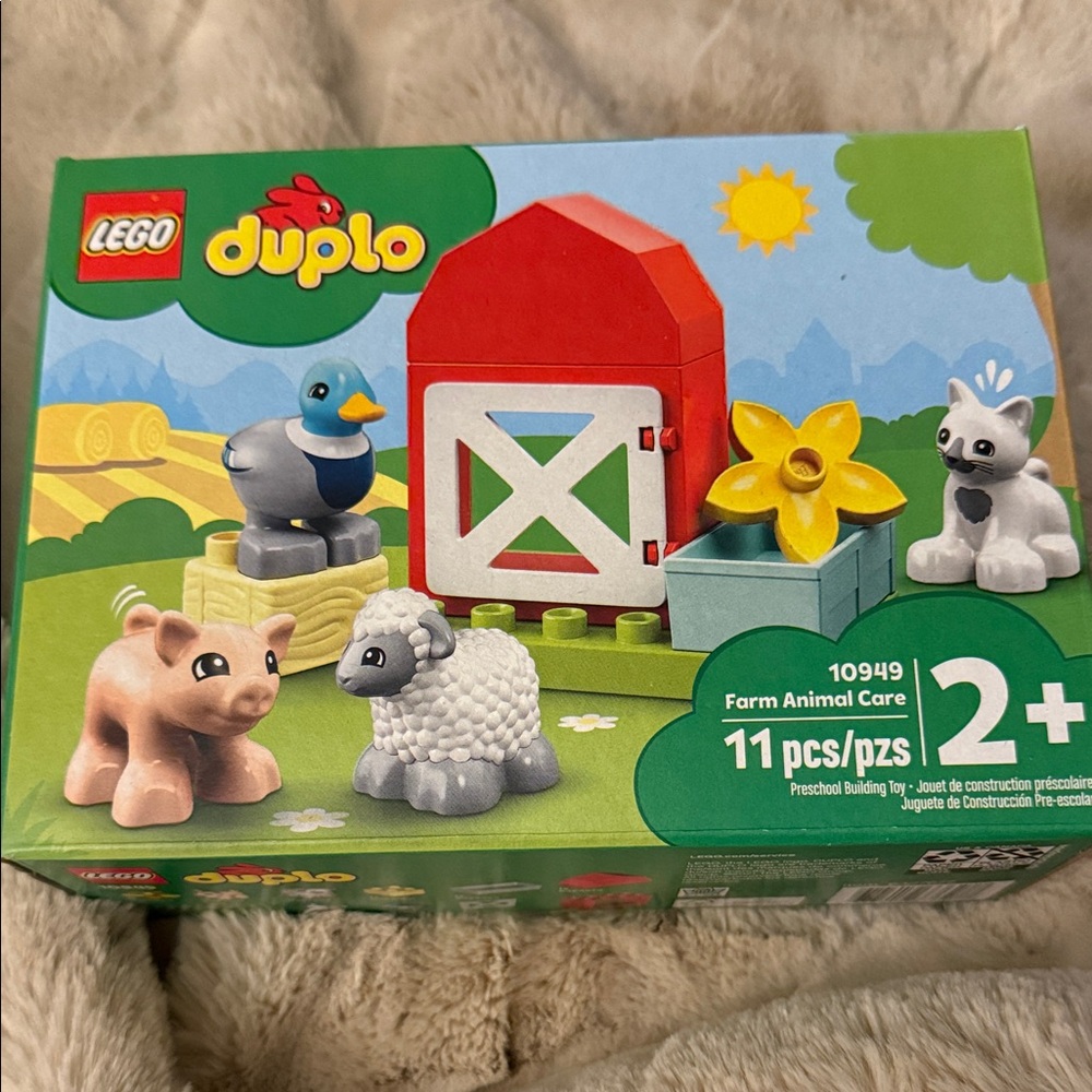 LEGO DUPLO Farm Animal Care Set - Red, Green, Yellow